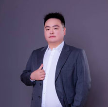 李佳隆 銷售經(jīng)理
